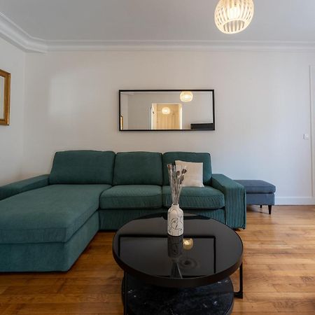 Appartement De Luxe Champs Elysees Neuf ปารีส ภายนอก รูปภาพ